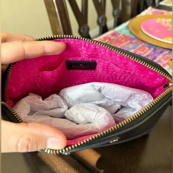 Kate Spade Crossbody - Picture 5 of 6